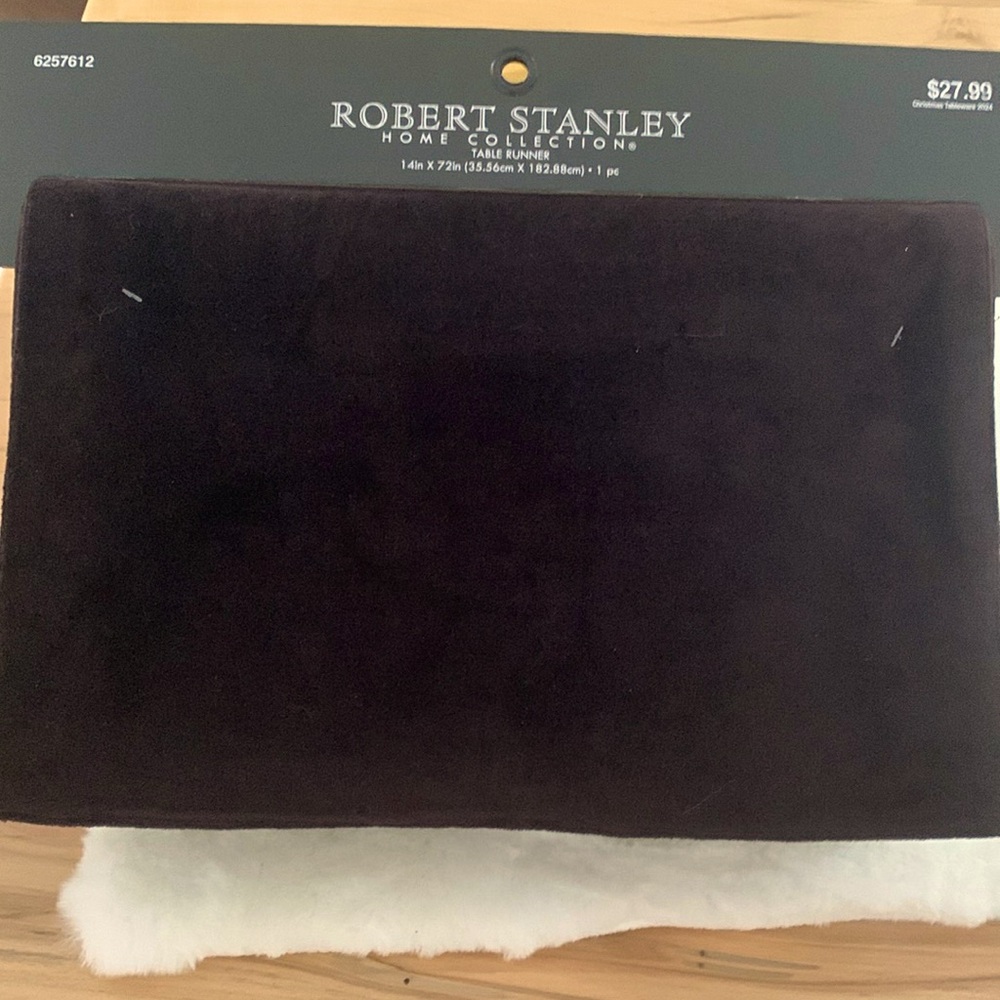 NWT - Velvet Table Runner Chocolate Brown by Robert Stanley Size 14”X”72”